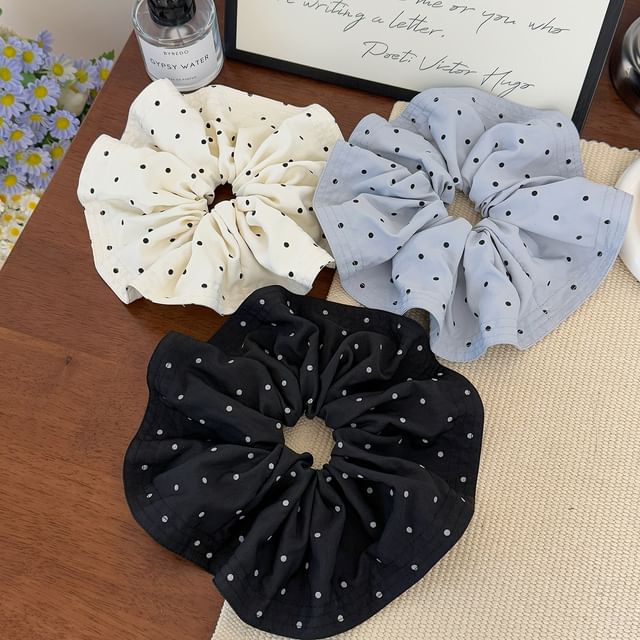 Koi Kawaii-Dotted Ruffle Scrunchie