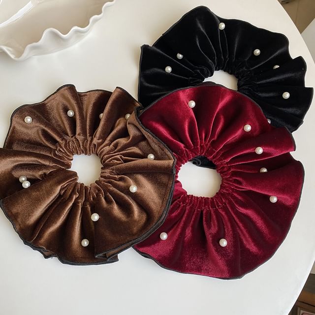 Koi Kawaii-Faux Pearl Scrunchie
