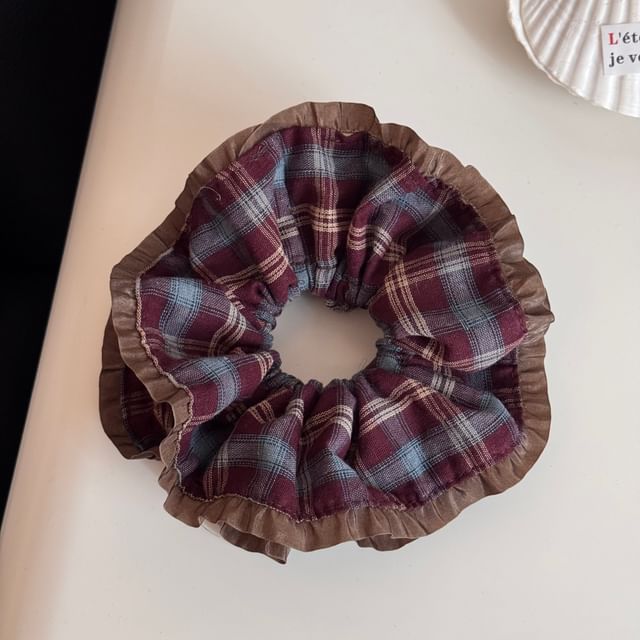 Koi Kawaii-Plaid Fabric Scrunchie