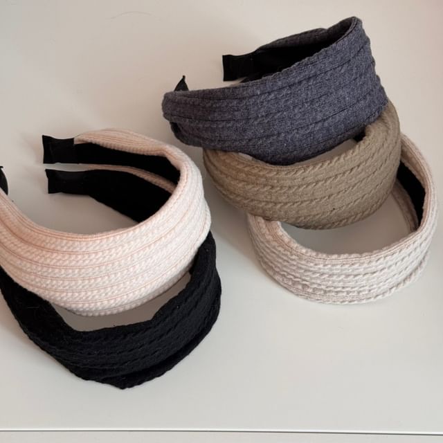 Koi Kawaii-Plain Cable Knit Wide Headband
