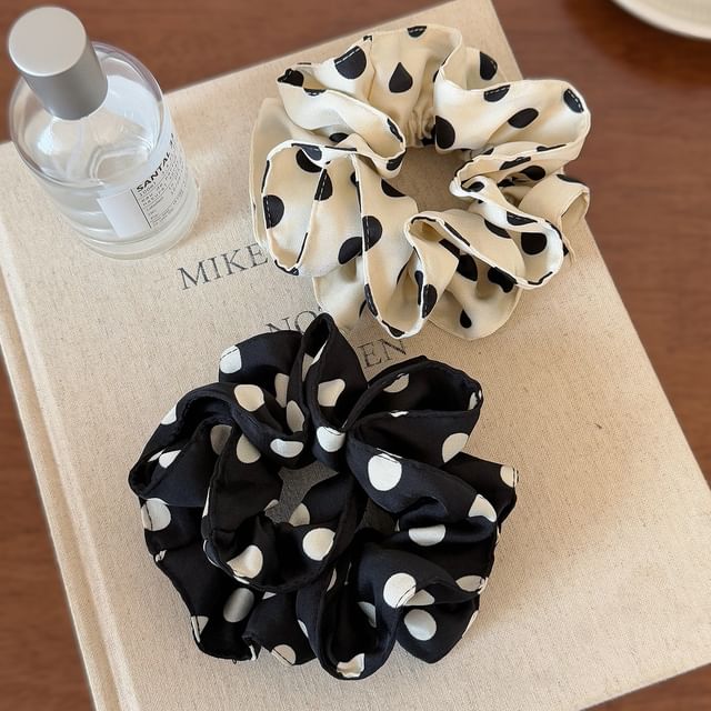 Koi Kawaii-Polka Dot Satin Scrunchie