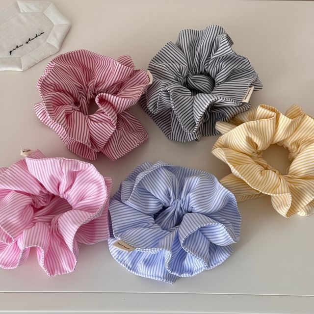 Koi Kawaii-Striped Scrunchie