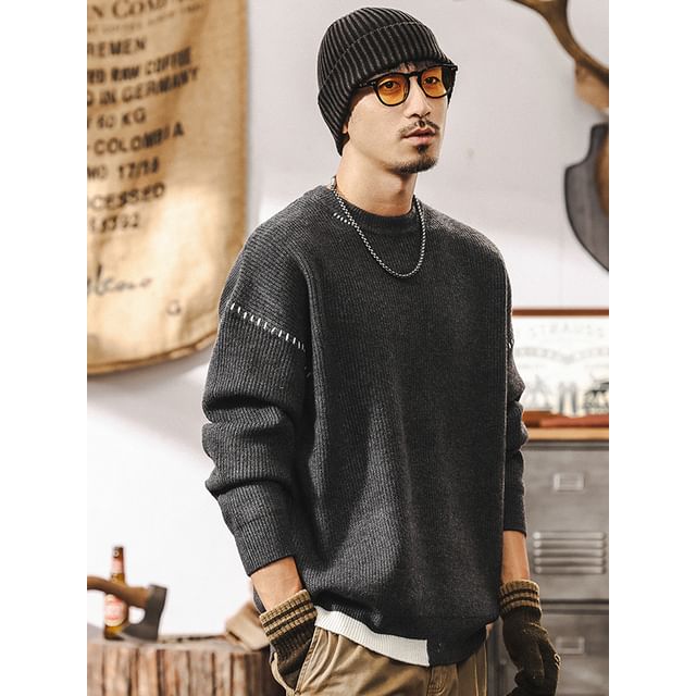 Kong Lane-Crewneck Contrast Stitching Sweater