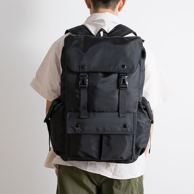 krokki-Plain Buckled Flap Laptop Backpack