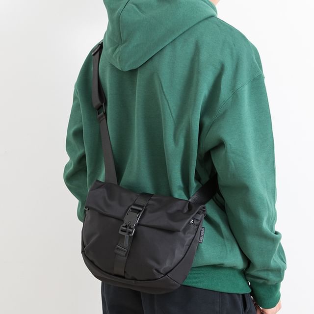 krokki-Water Repellent Shoulder Bag