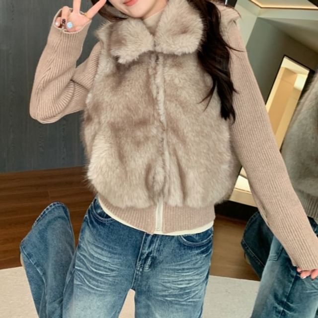 KUMI-Collared Faux Fur Zip Jacket