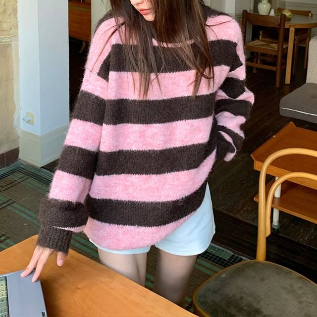 KUMI-Crewneck Awning Stripe Sweater