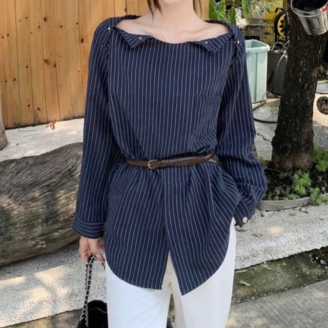 KUMI-Long-Sleeve Collared Pinstriped Blouse