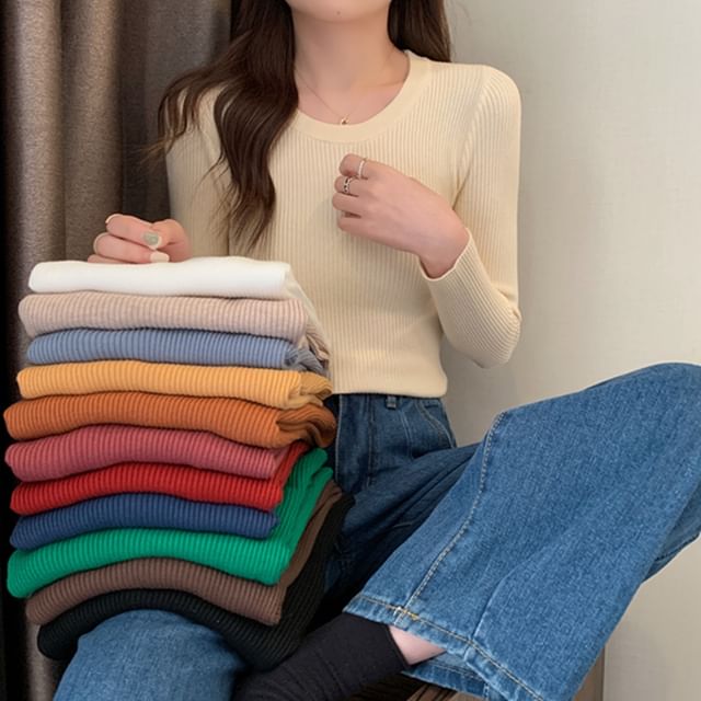 KUMI-Long-Sleeve Crew Neck Plain Ribbed Knit Top