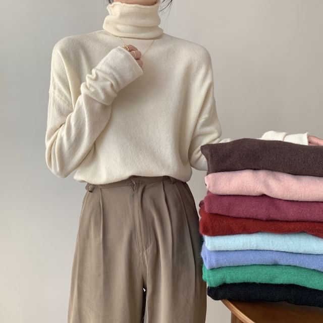 KUMI-Long Sleeve Turtleneck Plain Knit Top