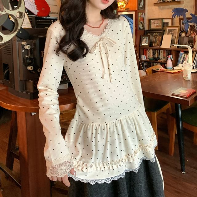 KUMI-Long-Sleeve V-Neck Lace Flowy Top