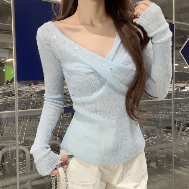 KUMI-Long Sleeve V-Neck Plain Beaded Knit Top