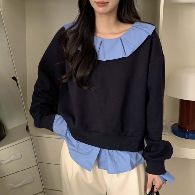 KUMI-Mock Two-Piece Pleated Collar Two Tone Sweatshirt