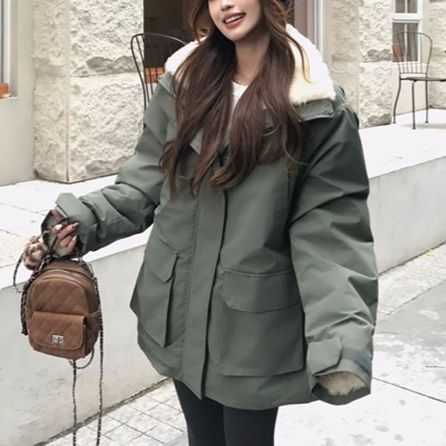 KUMI-Plain Pocket Detail Zip Parka