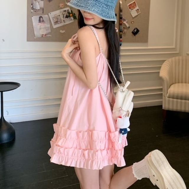 KUMI-Plain Ruffle Trim Flowy Camisole Top