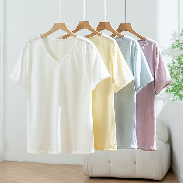 KUMI-Short-Sleeve V-Neck Plain Tee