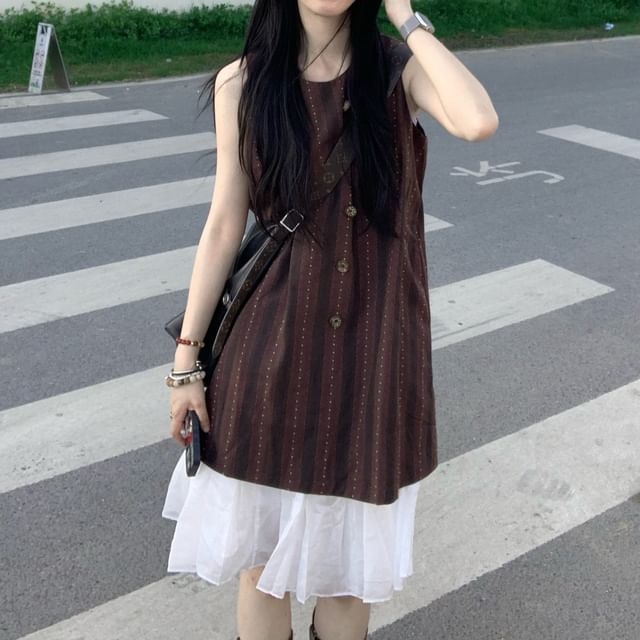 KUMI-Sleeveless Crew Neck Striped Tunic