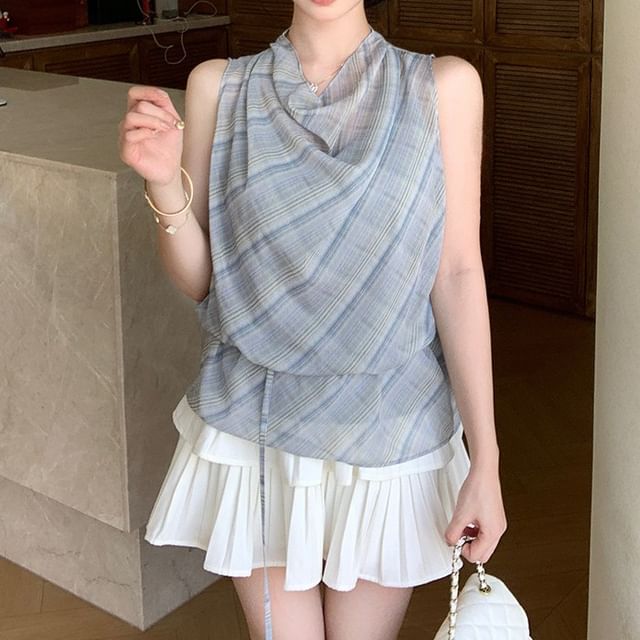 KUMI-Sleeveless Draped Neckline Plaid Top