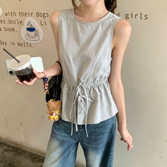 KUMI-Sleeveless Round Neck Plain Ruched Top