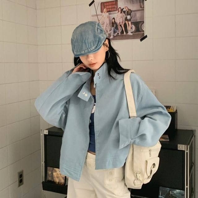 KUMI-Stand Collar Plain Crop Jacket