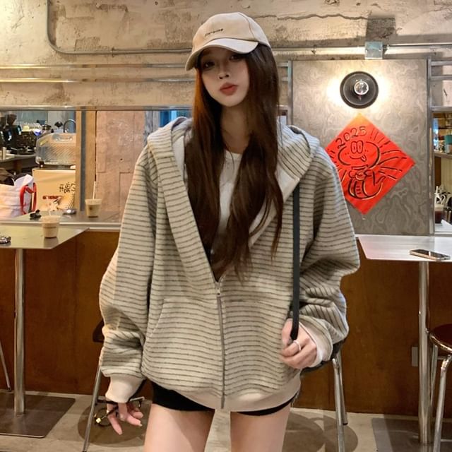 KUMI-Striped Zip Hoodie