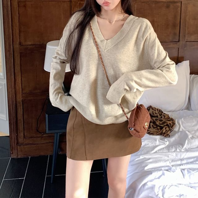 KUMI-V-Neck Drop Shoulder Plain Sweater