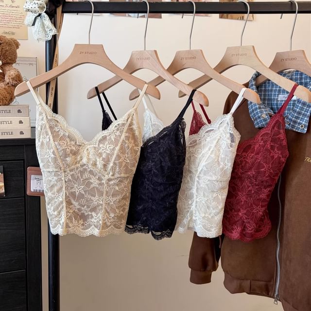 KUMI-V-Neck Lace Bustier Top
