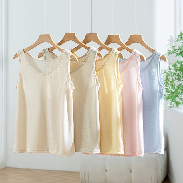 KUMI-V-Neck Plain Tank Top