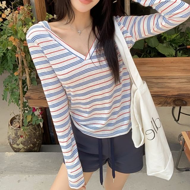 KUMI-V-Neck Striped Hoodie