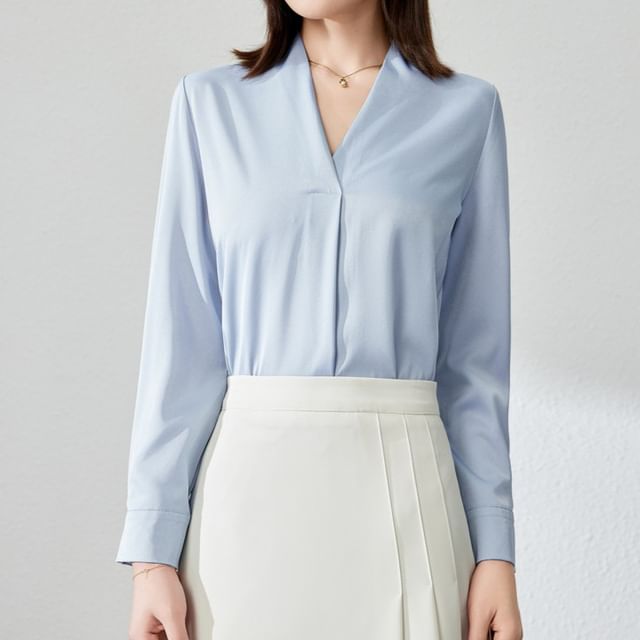 Lady Jean-Long Sleeve V-Neck Plain Blouse