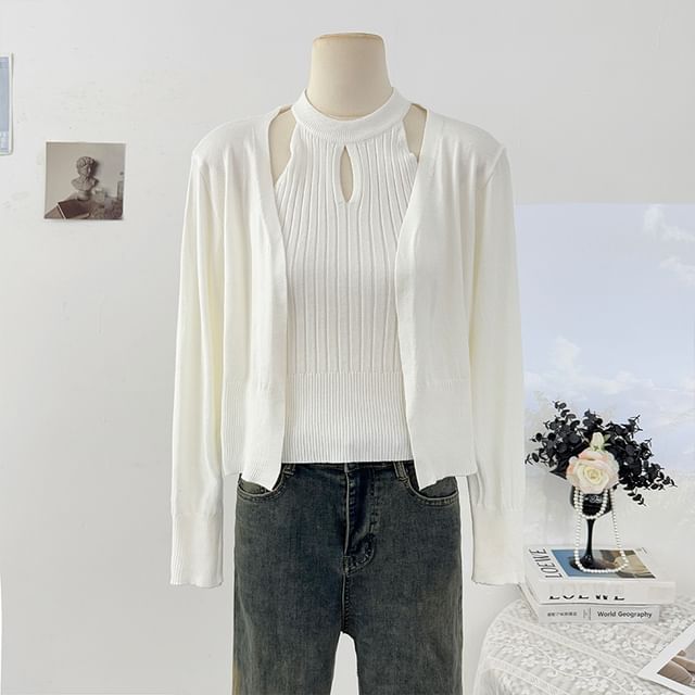 Lemongrass-Long Sleeve V-Neck Plain Light Cardigan