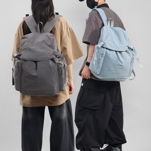 leopar-Plain Buckled Drawstring Nylon Backpack