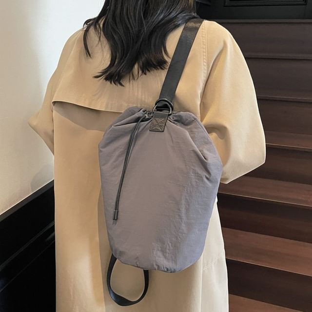leopar-Plain Drawstring Backpack