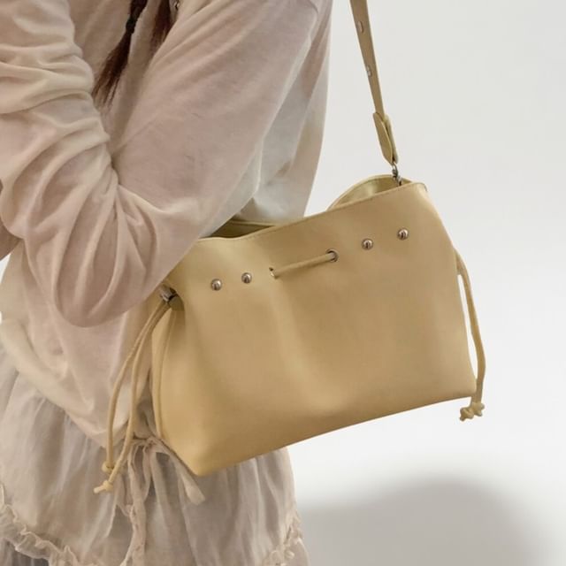 Letheroni-Faux Leather Plain Shoulder Bag
