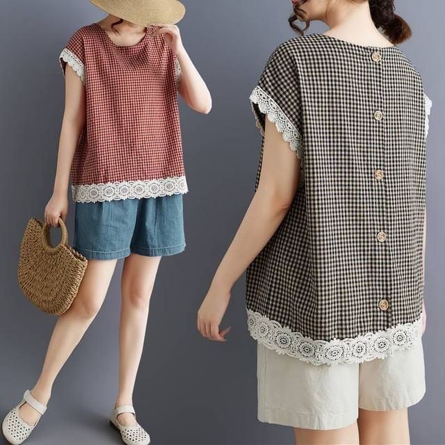 Lewwe-Cap-Sleeve Round Neck Gingham Lace Trim Button Back Blouse