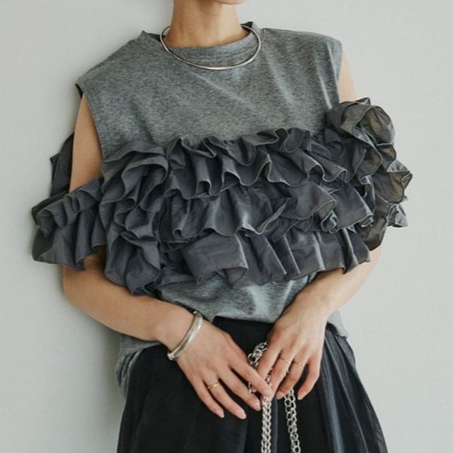 Lewwe-Short-Sleeve Crewneck Cold Shoulder Ruffle Plain Blouse