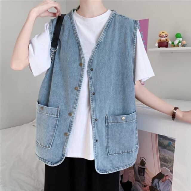 Lewwe-V-Neck Button-Up Denim Vest