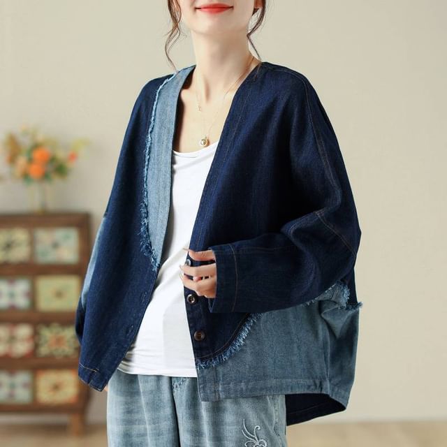Lewwe-V-Neck Washed Distressed Button-Up Denim Jacket