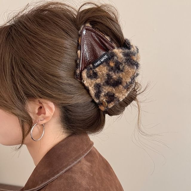 LIDO-Leopard Print Faux Leather Hair Claw