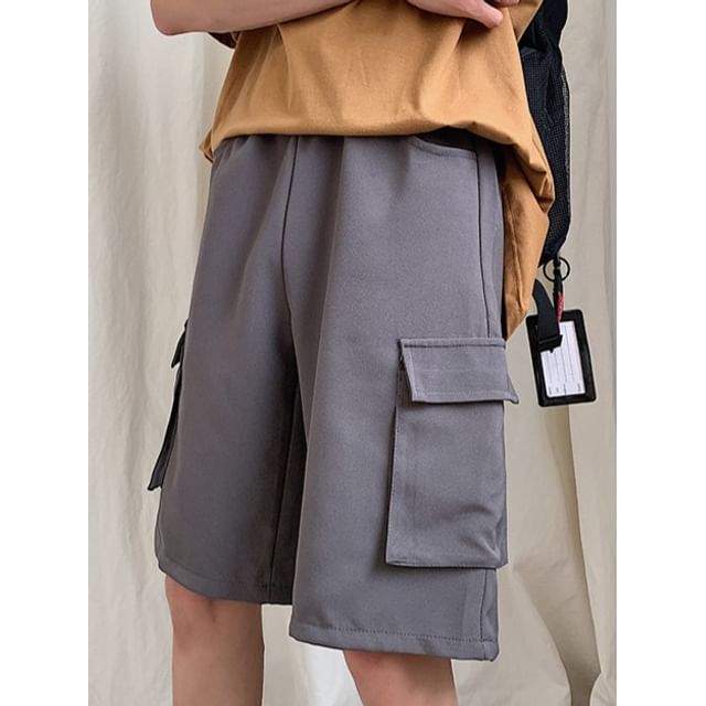 Lingaris-Mid Rise Plain Cargo Shorts