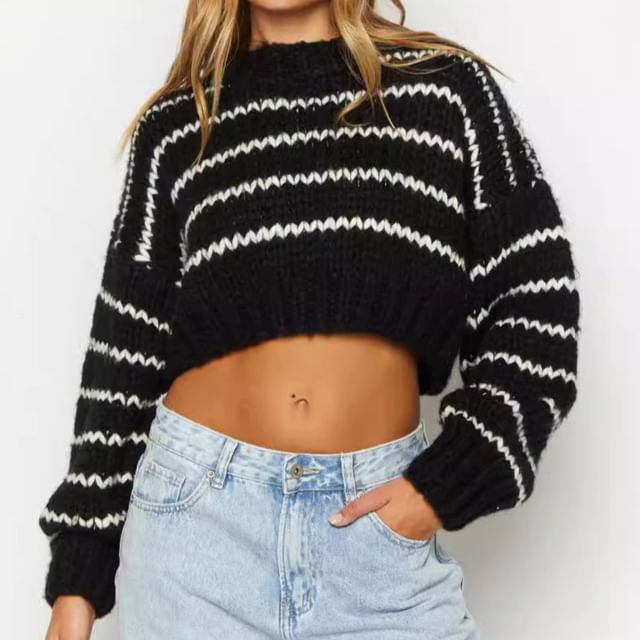 Litoya-Crew Neck Striped Crop Sweater