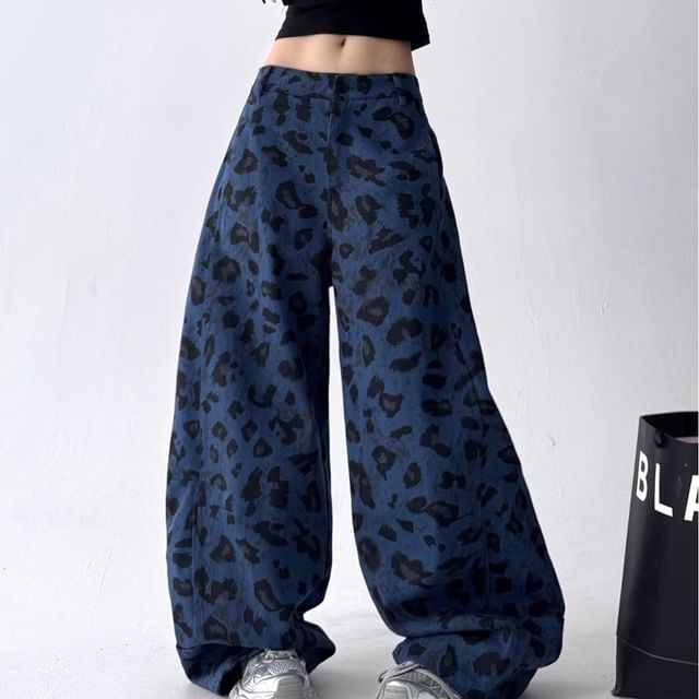 Litoya-Low Waist Leopard Print Baggy Jeans