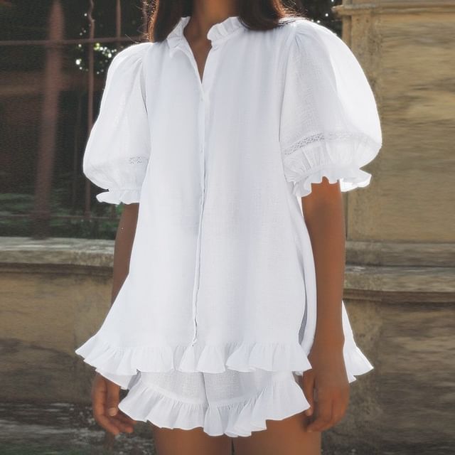 Litoya-Set Puff-Sleeve Stand Collar Lace Panel Frill Trim Button-Up Plain Blouse High Waist Wide Leg Shorts