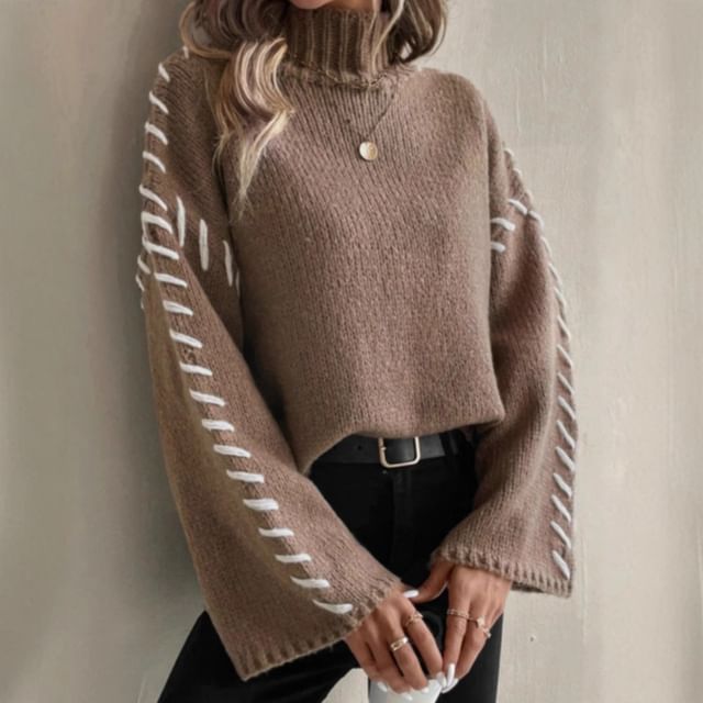 Litoya-Turtleneck Contrast Stitched Sweater