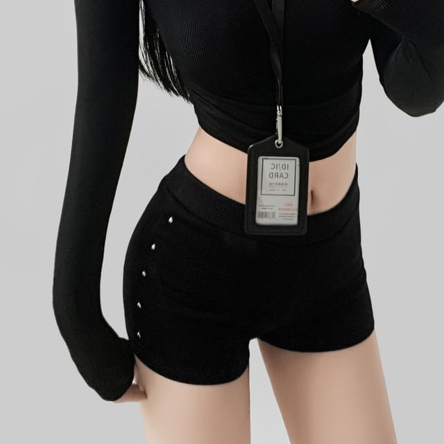 LIVIE-Mid Waist Plain Shorts