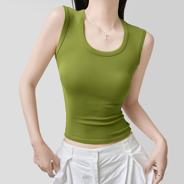 LIVIE-Plain Crop Tank Top