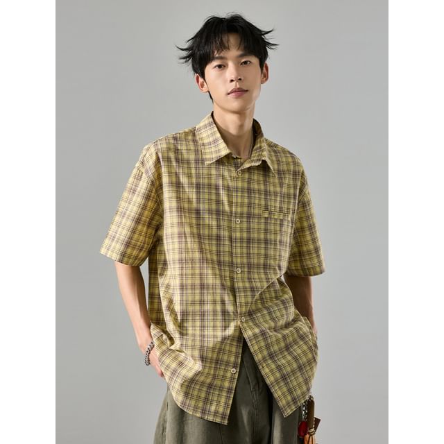 Lorencho-Short-Sleeve Collared Plaid Button Up Shirt