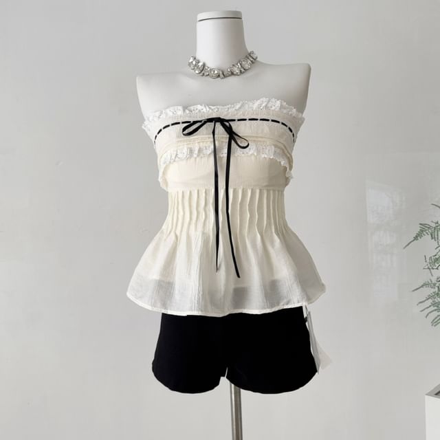 Lucuna-Bow Padded Panel Lace Tube Top