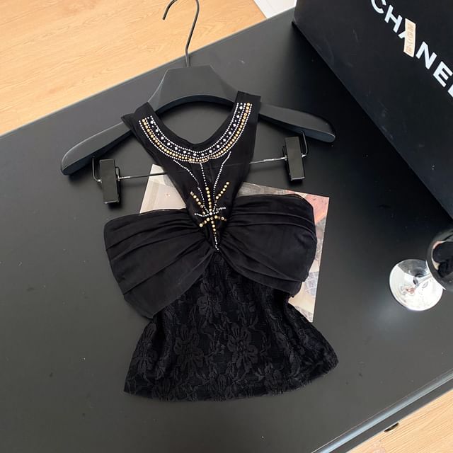 Lucuna-Sleeveless CZ Mesh Crop Top