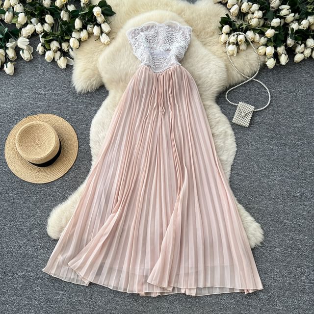 Lucuna-Strapless Lace Panel Maxi Pleated Dress